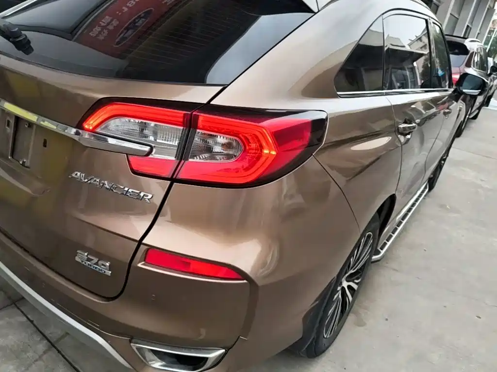 Honda Avancier — миниатюра 8
