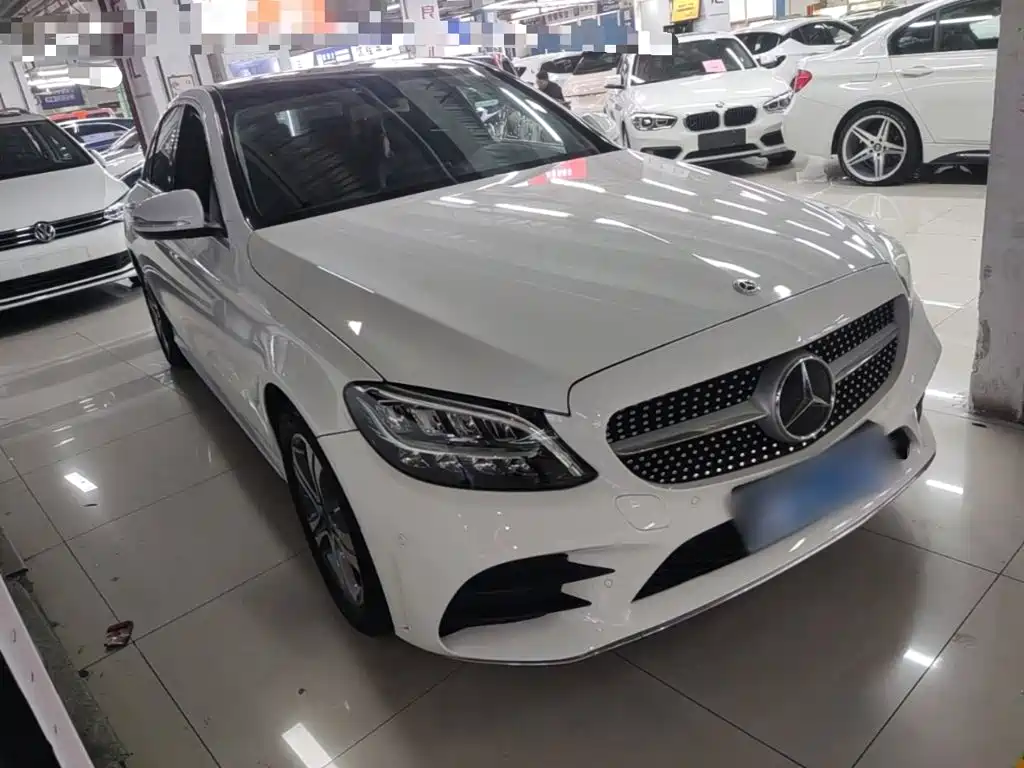 Mercedes-Benz C-Class — миниатюра 4