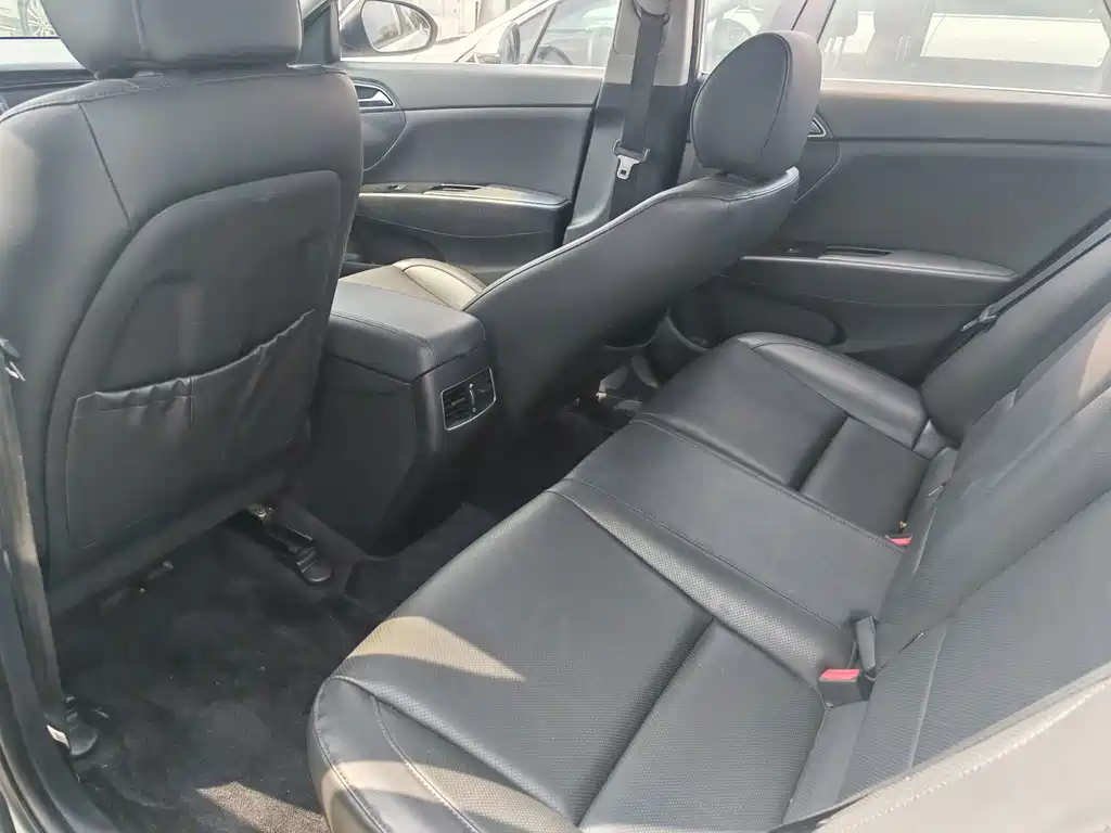 Hyundai Mistra — миниатюра 5