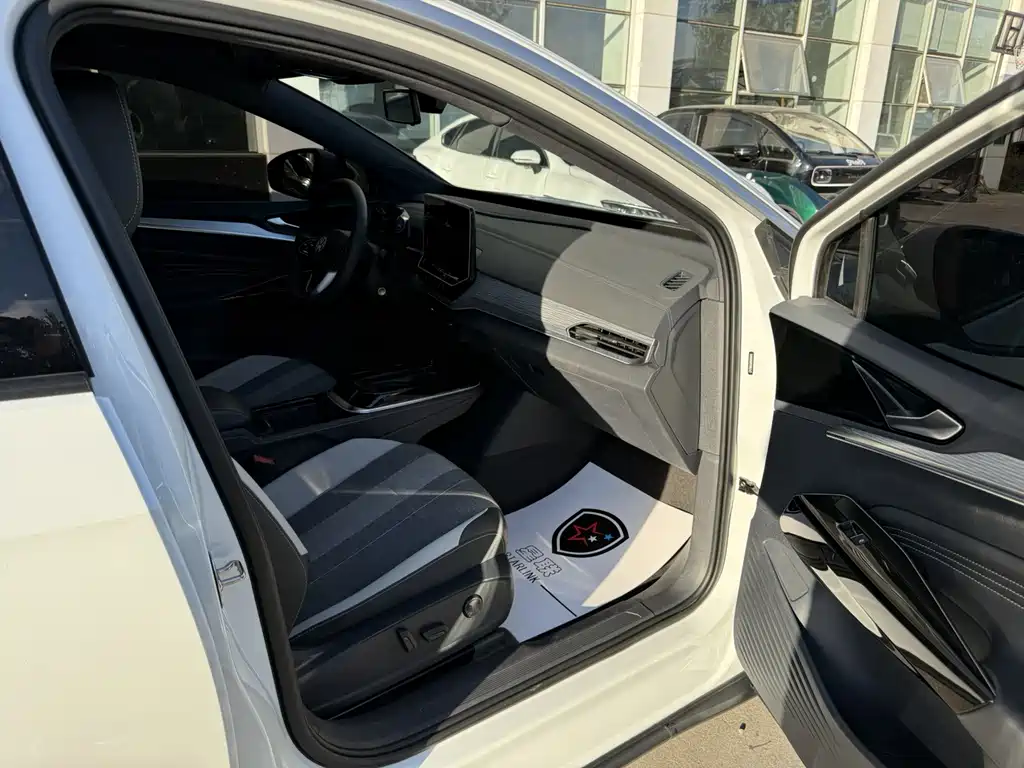 Volkswagen ID.4 Crozz — миниатюра 11