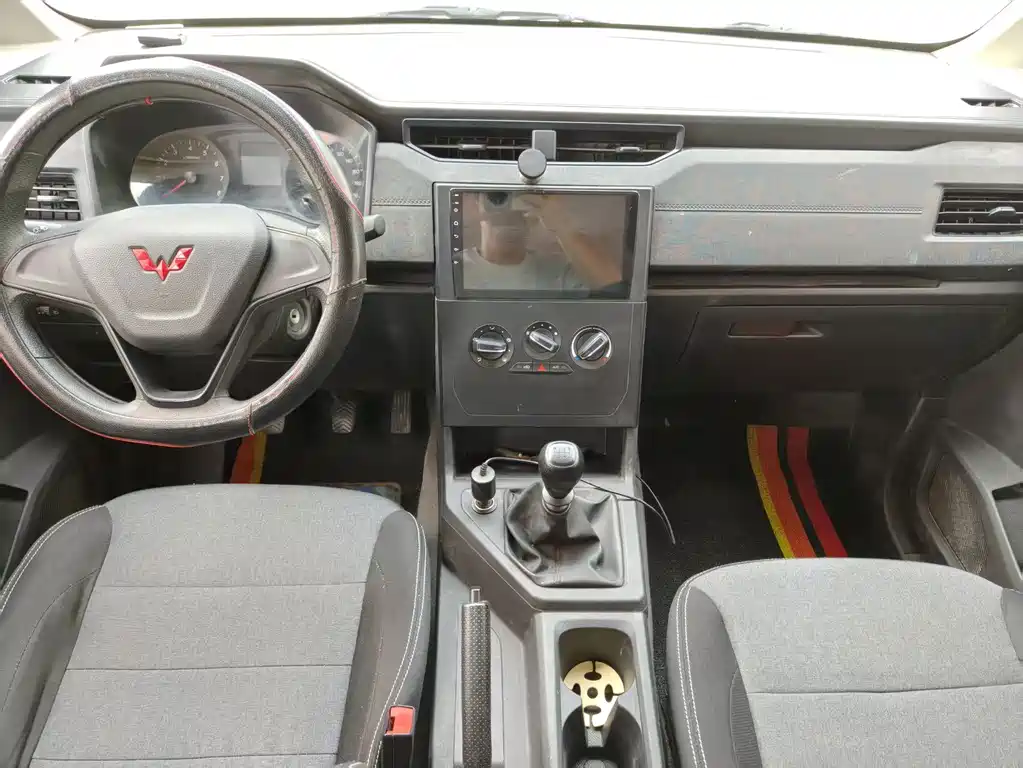 Wuling Hongguang PLUS — миниатюра 6