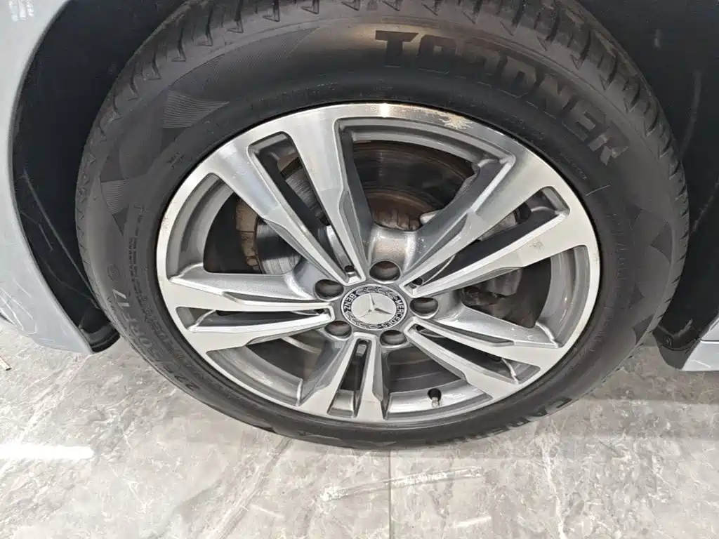Mercedes-Benz C-Class — миниатюра 23