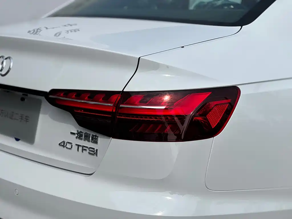 Audi A4L — миниатюра 12