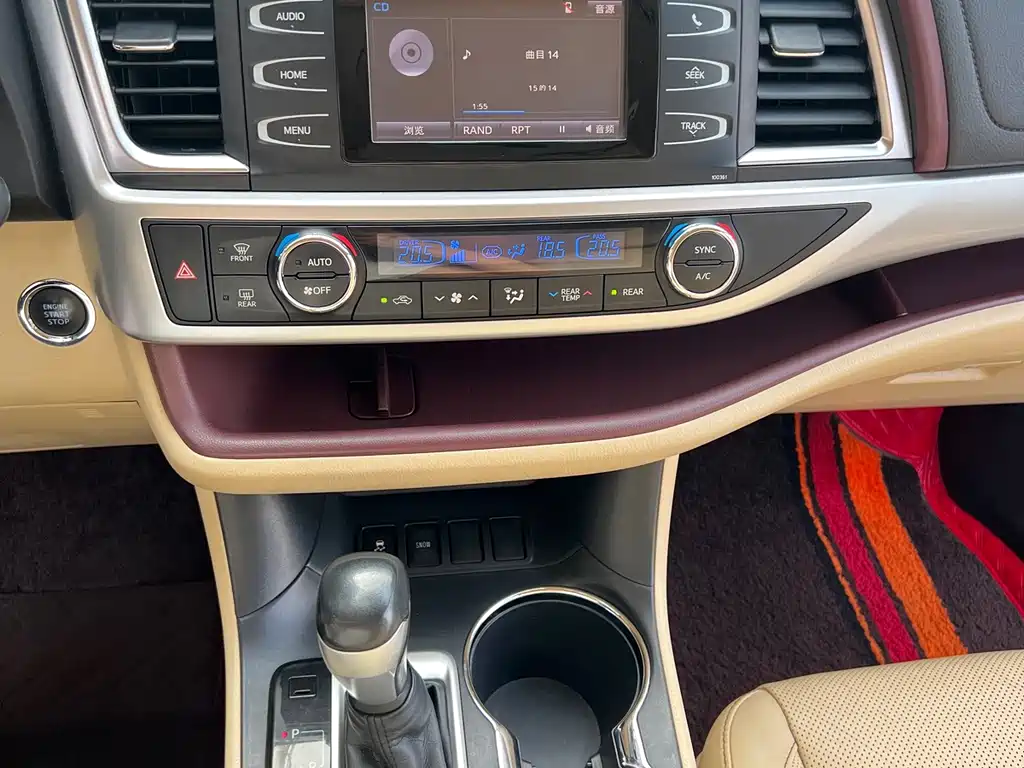 Toyota Highlander — миниатюра 27