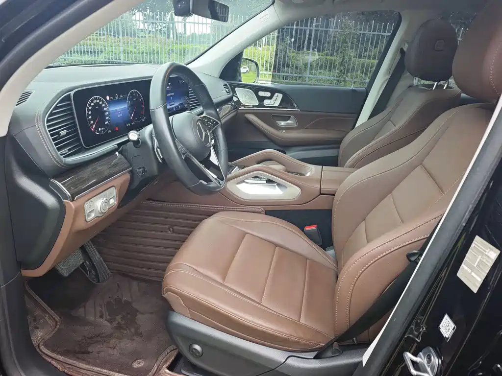 Mercedes-Benz GLE (Import) — миниатюра 10