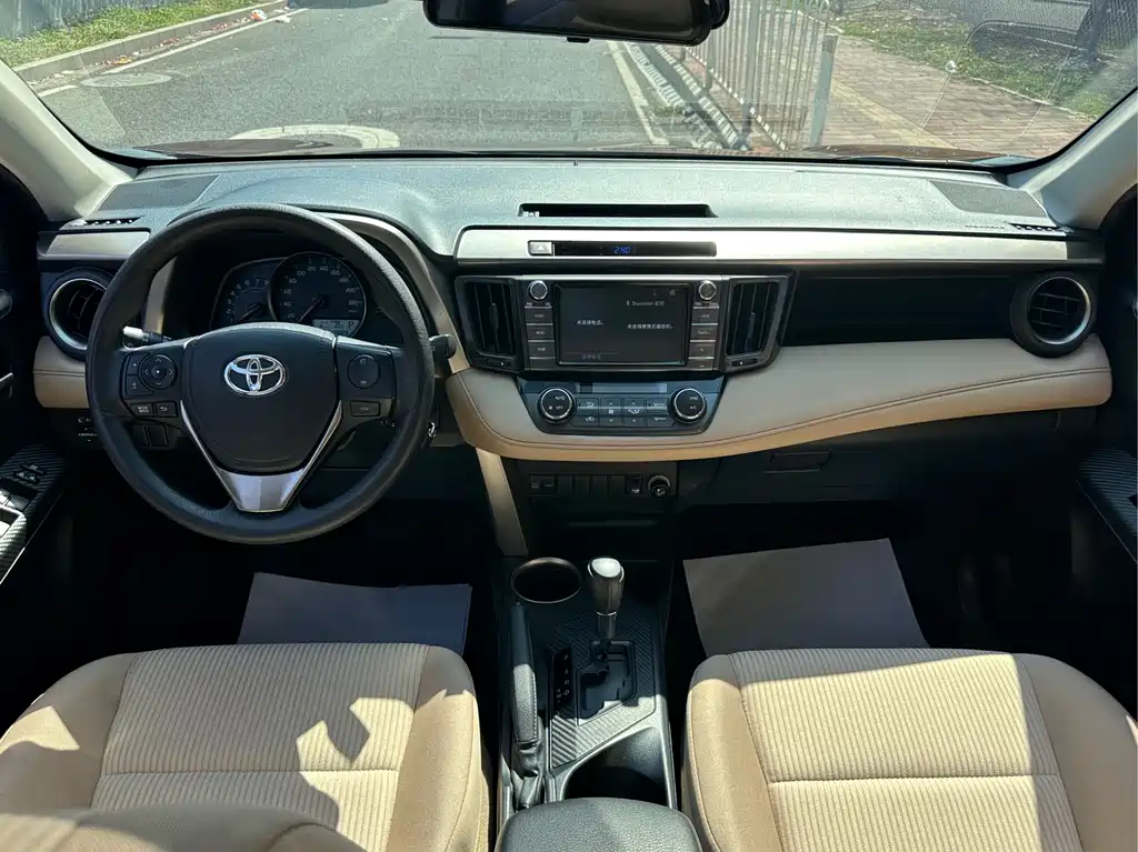 TOYOTA RAV4 RONGFANG