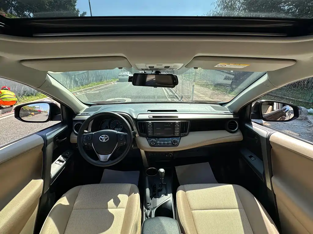 TOYOTA RAV4 RONGFANG