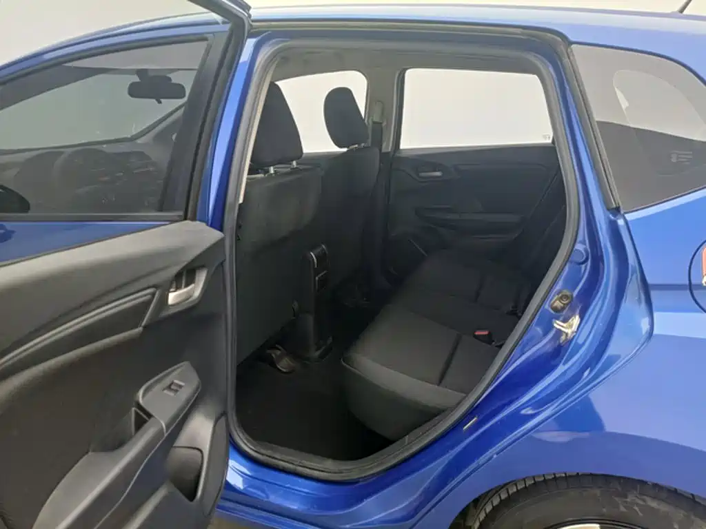 Honda Fit — миниатюра 11