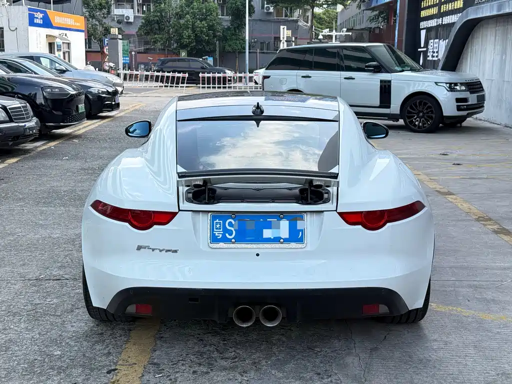 Jaguar F-TYPE — миниатюра 15