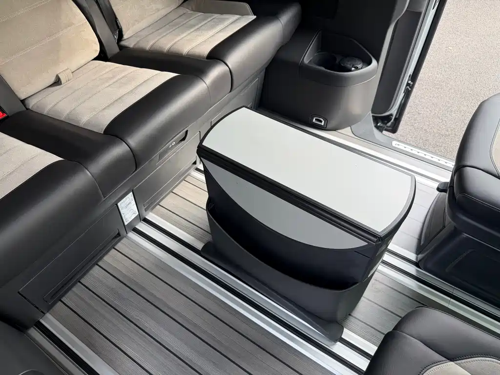 Volkswagen Multivan — миниатюра 24
