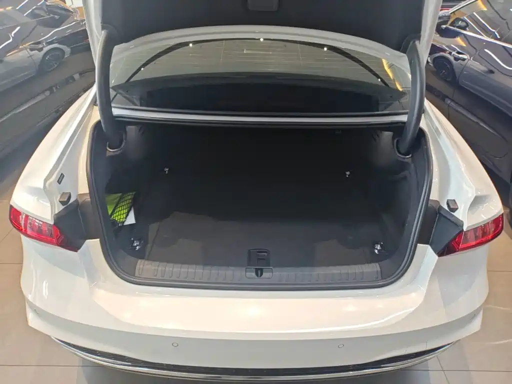 Audi A7L — миниатюра 19