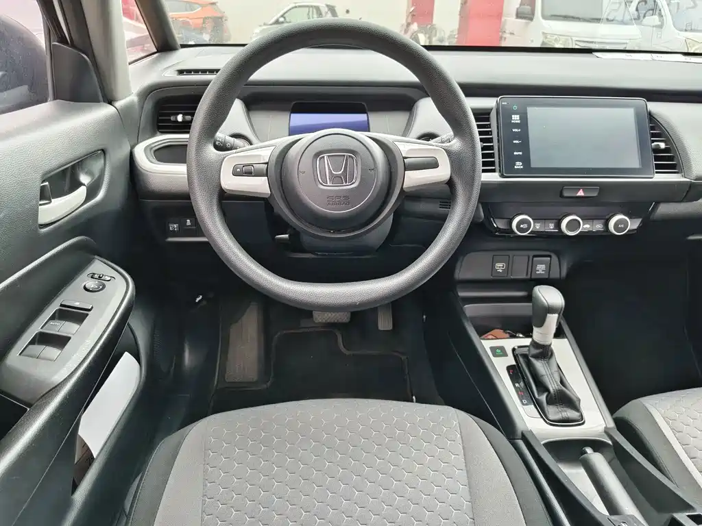 Honda Fit — миниатюра 8