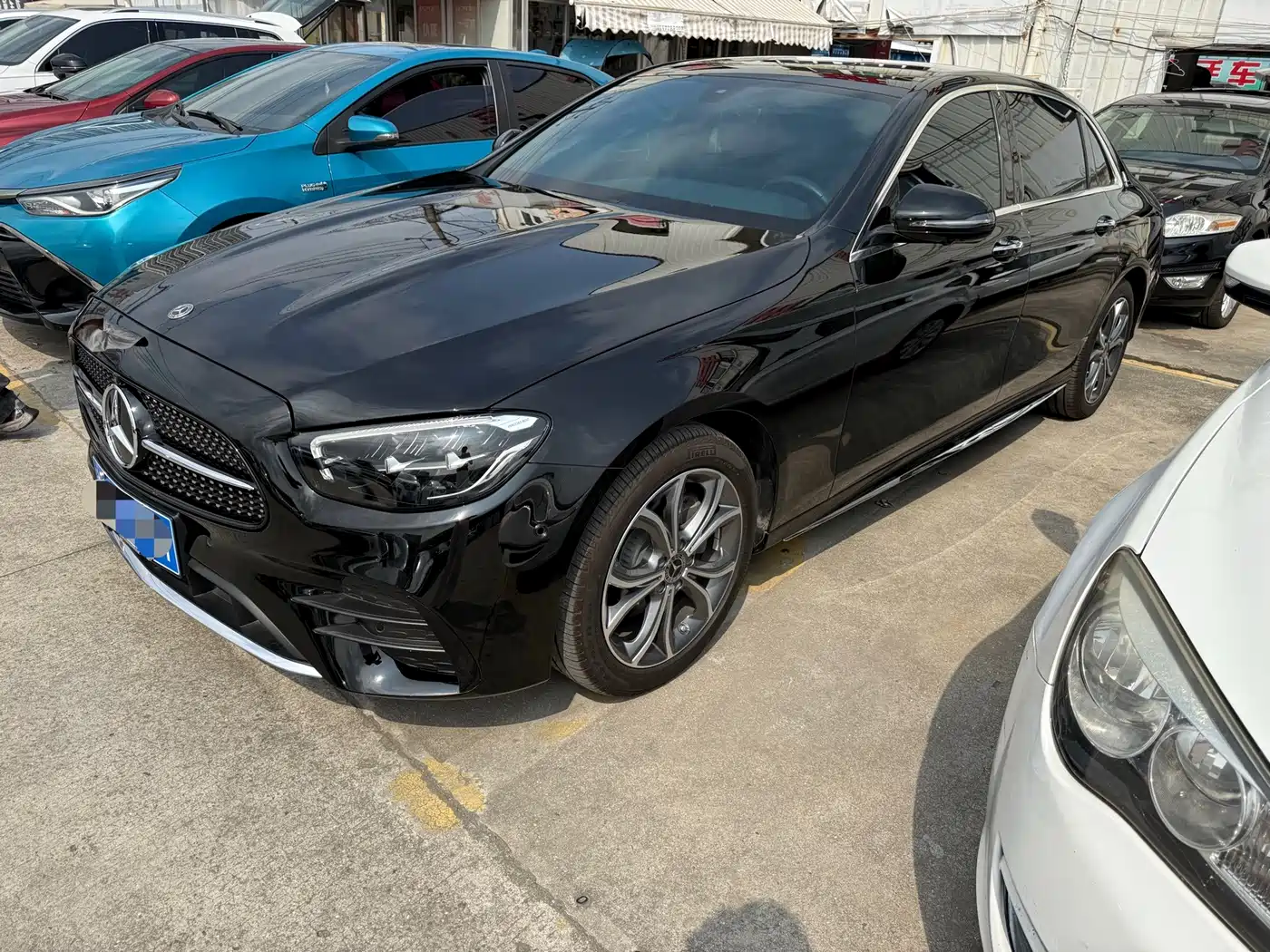 奔驰E级 2023款 E 300 L 运动豪华型 2023