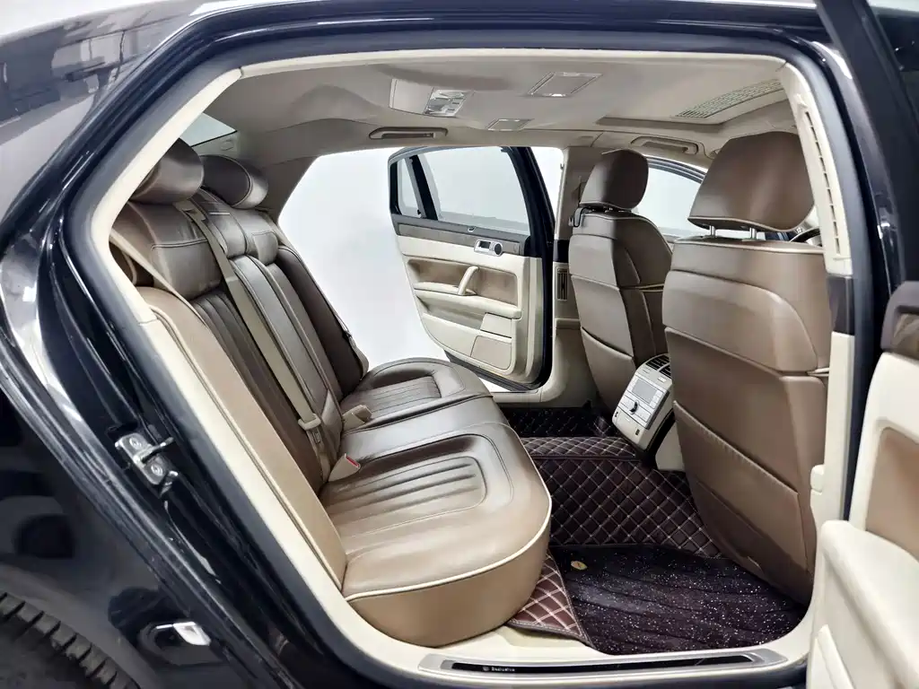 Volkswagen Phaeton — миниатюра 15