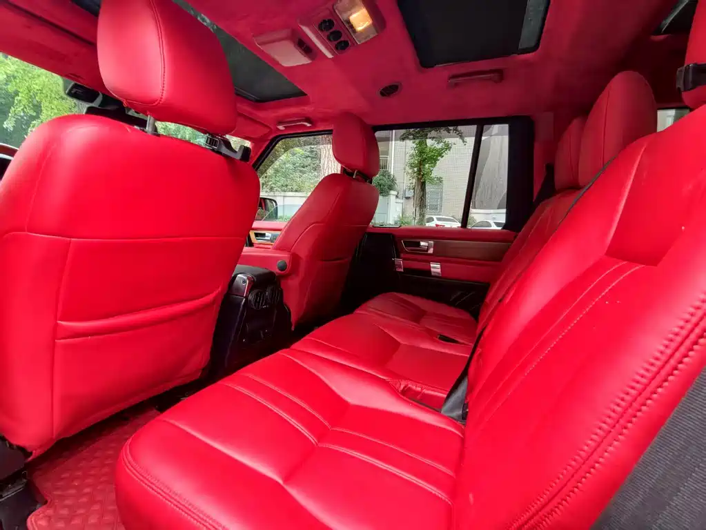 Land Rover Discovery — миниатюра 6