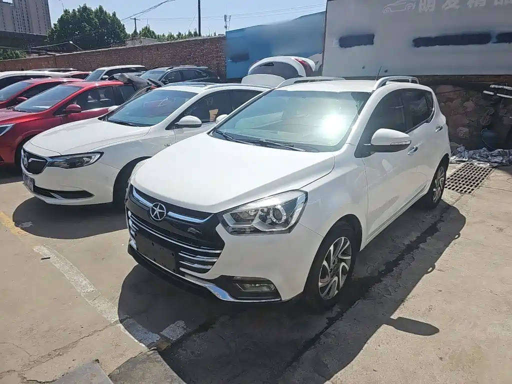 JAC S2 2015 1.5L MT Luxury