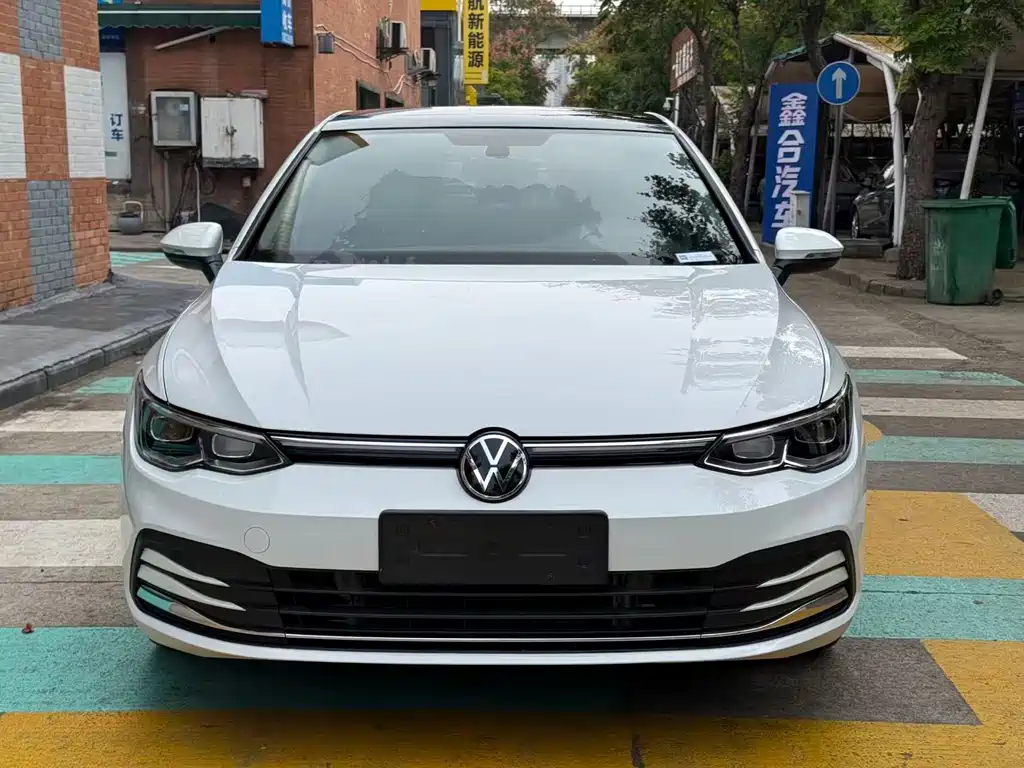 Volkswagen Golf — миниатюра 2