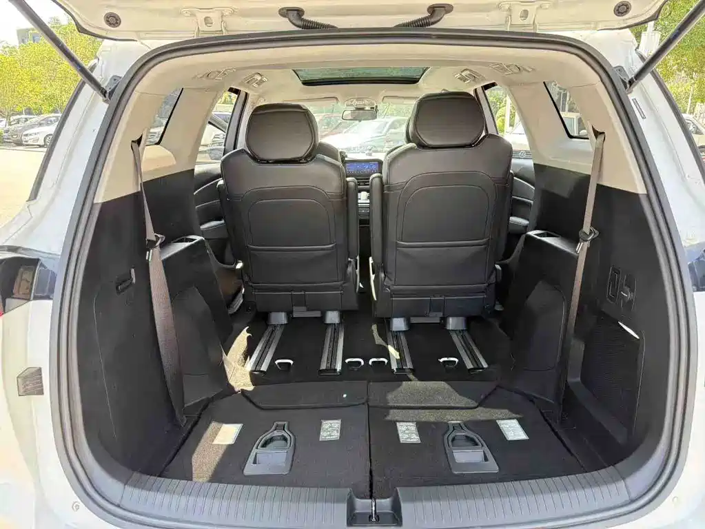 Wuling Victory — миниатюра 8