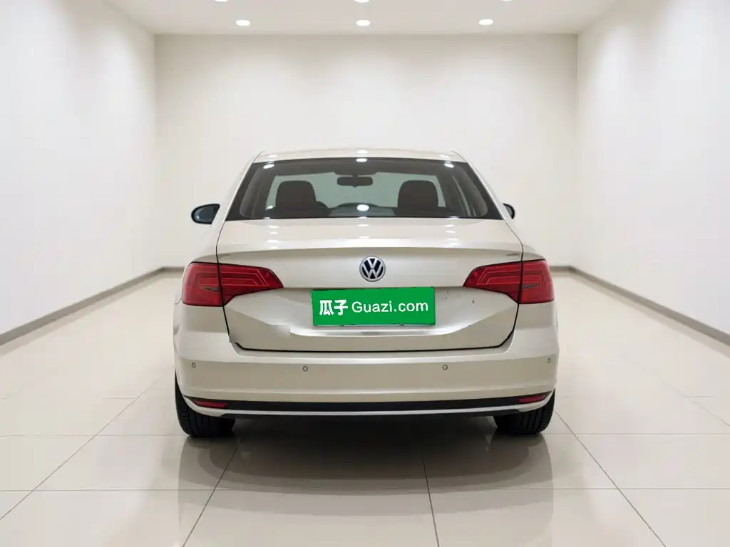 Volkswagen Bora — миниатюра 3