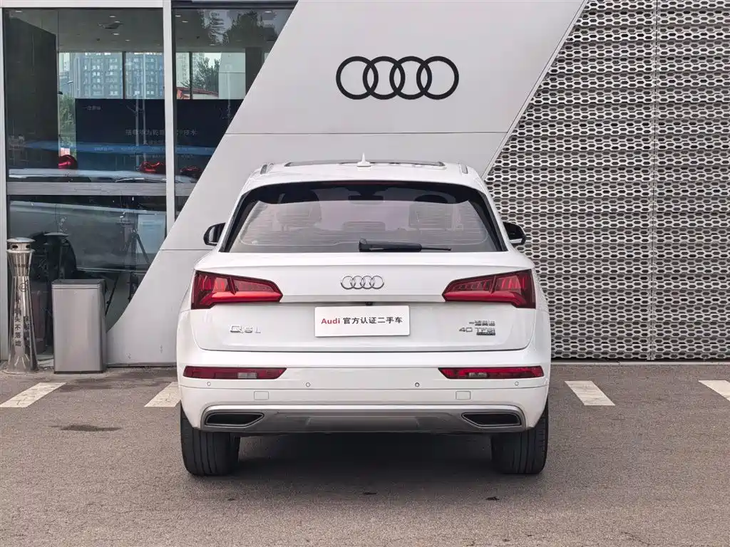 Audi Q5L — миниатюра 5