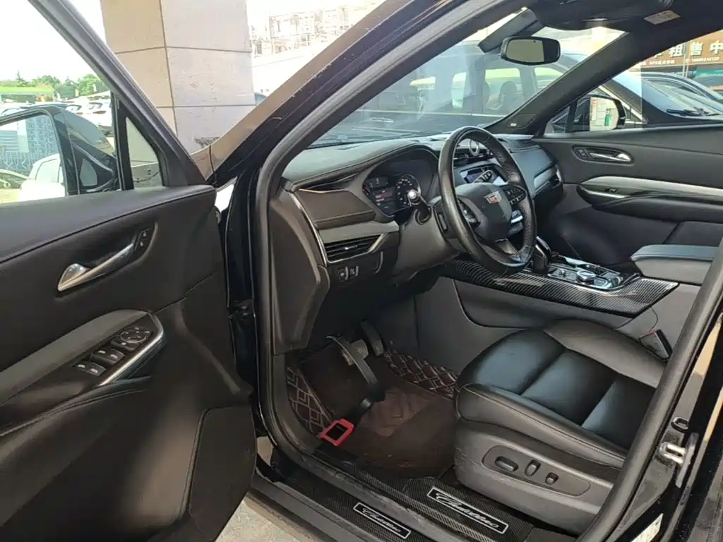 Cadillac XT4 — миниатюра 16
