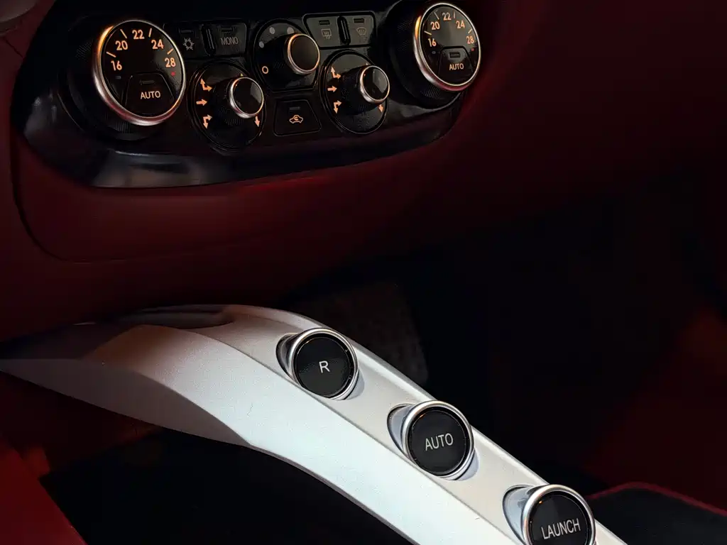 Ferrari F12berlinetta — миниатюра 14
