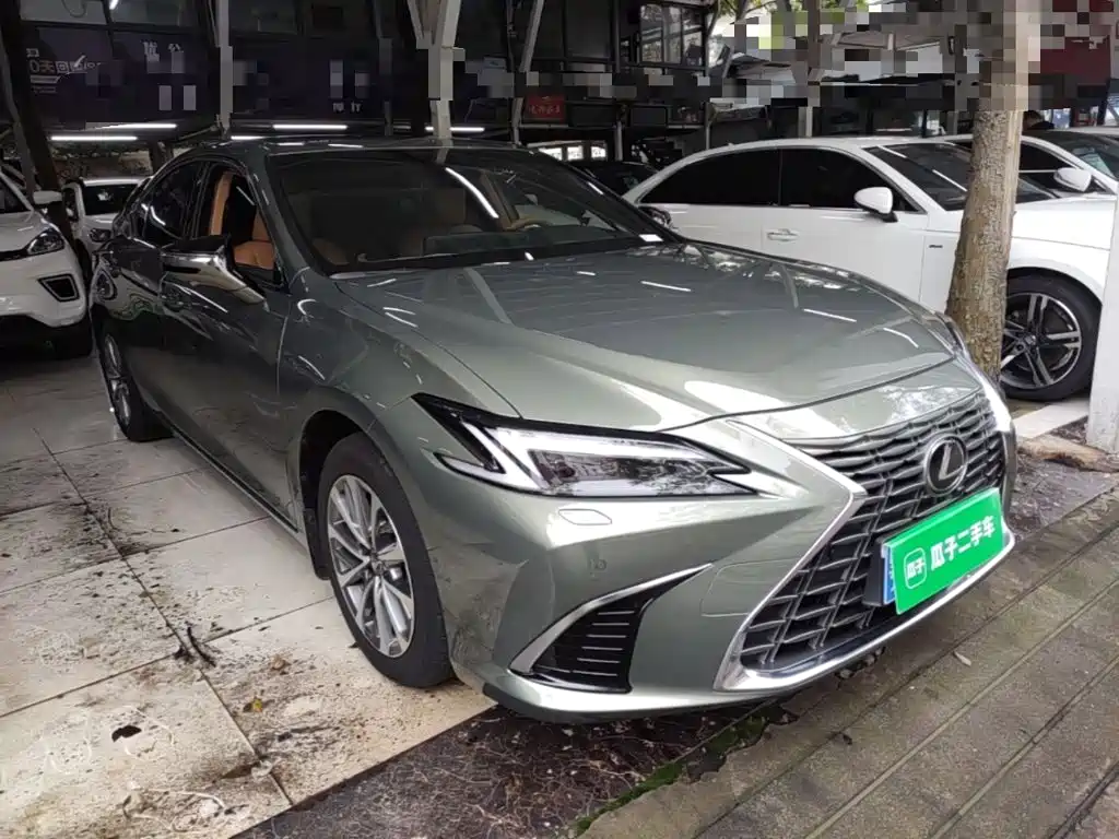 Lexus ES — миниатюра 4