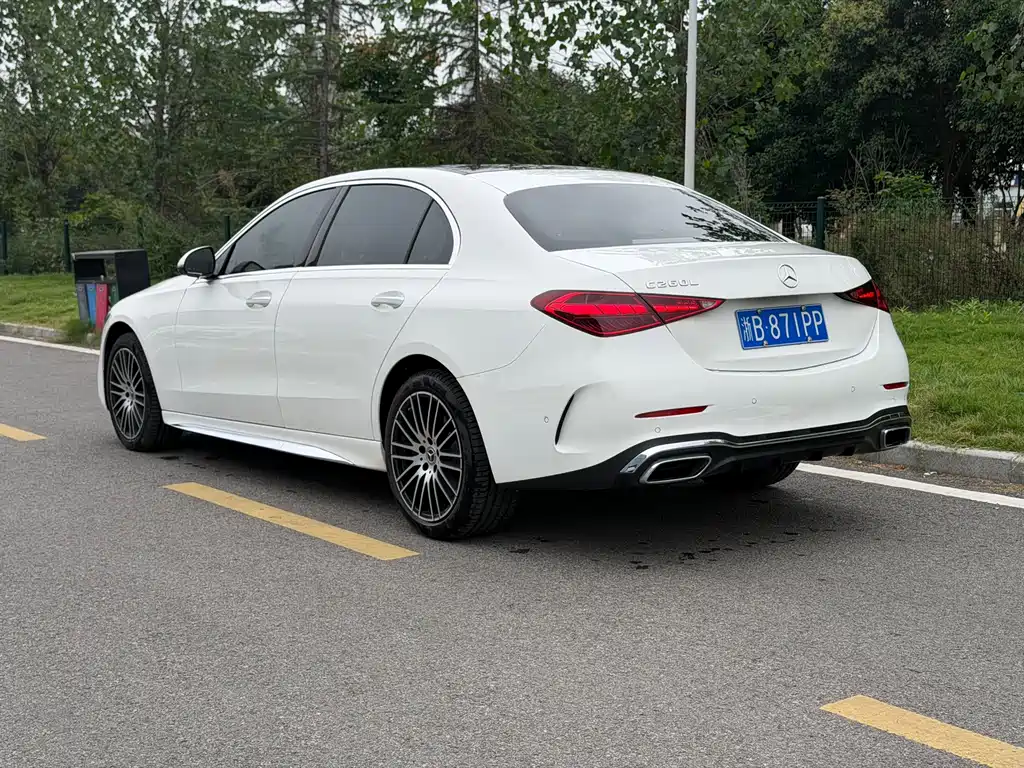 Mercedes-Benz C-Class — миниатюра 4