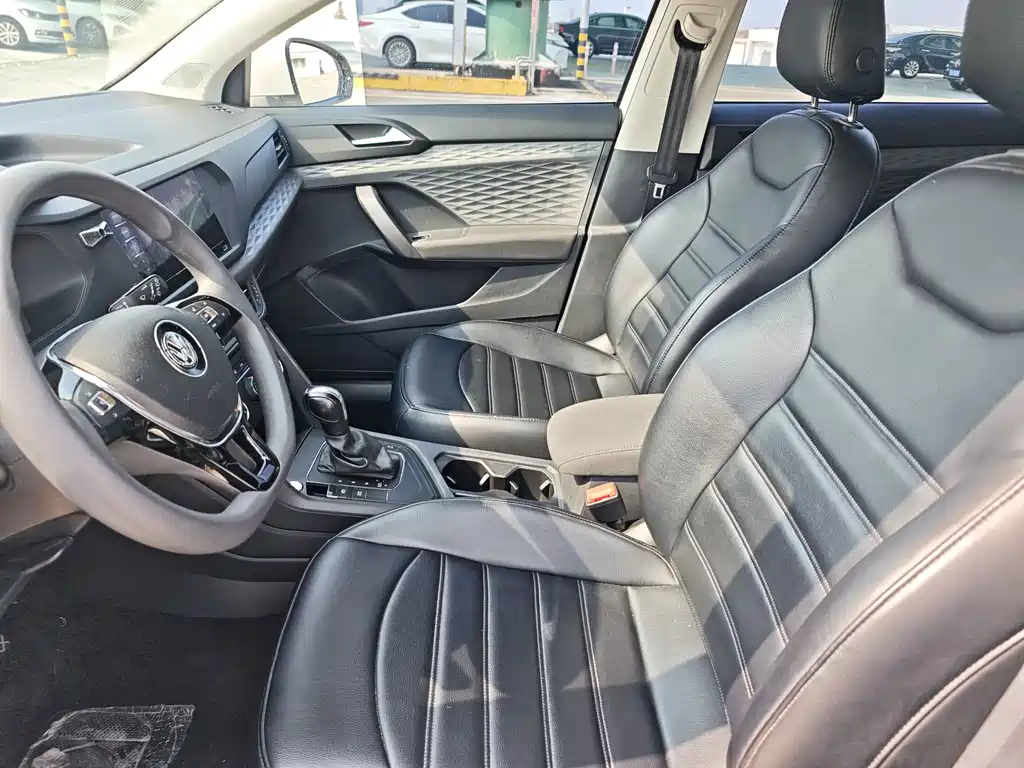 Volkswagen Tharu — миниатюра 8