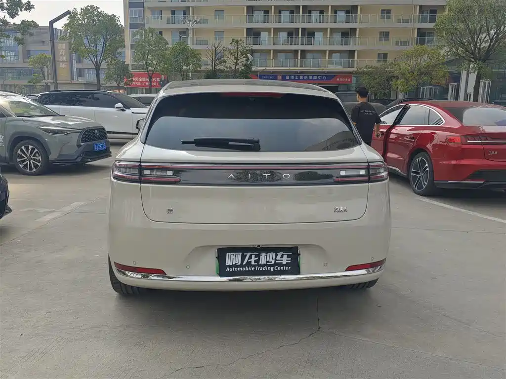 AITO AITO M5 — миниатюра 4