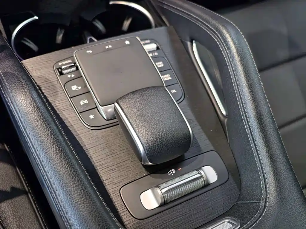 Mercedes-Benz GLE (Import) — миниатюра 5