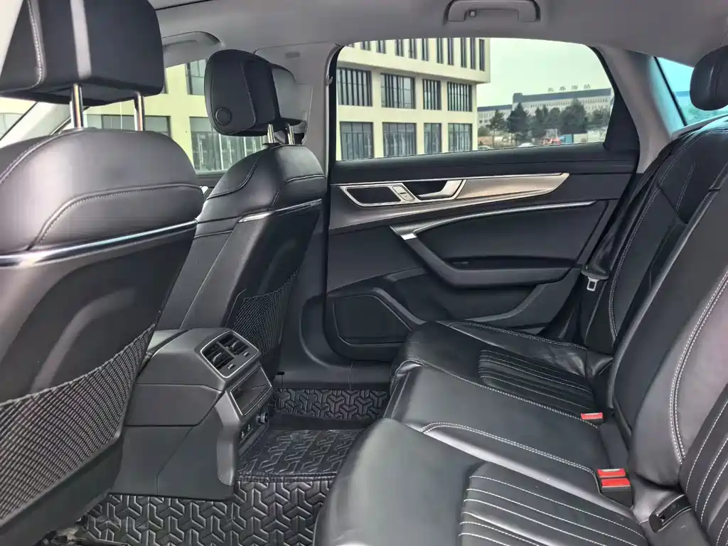 Audi A6L — миниатюра 6