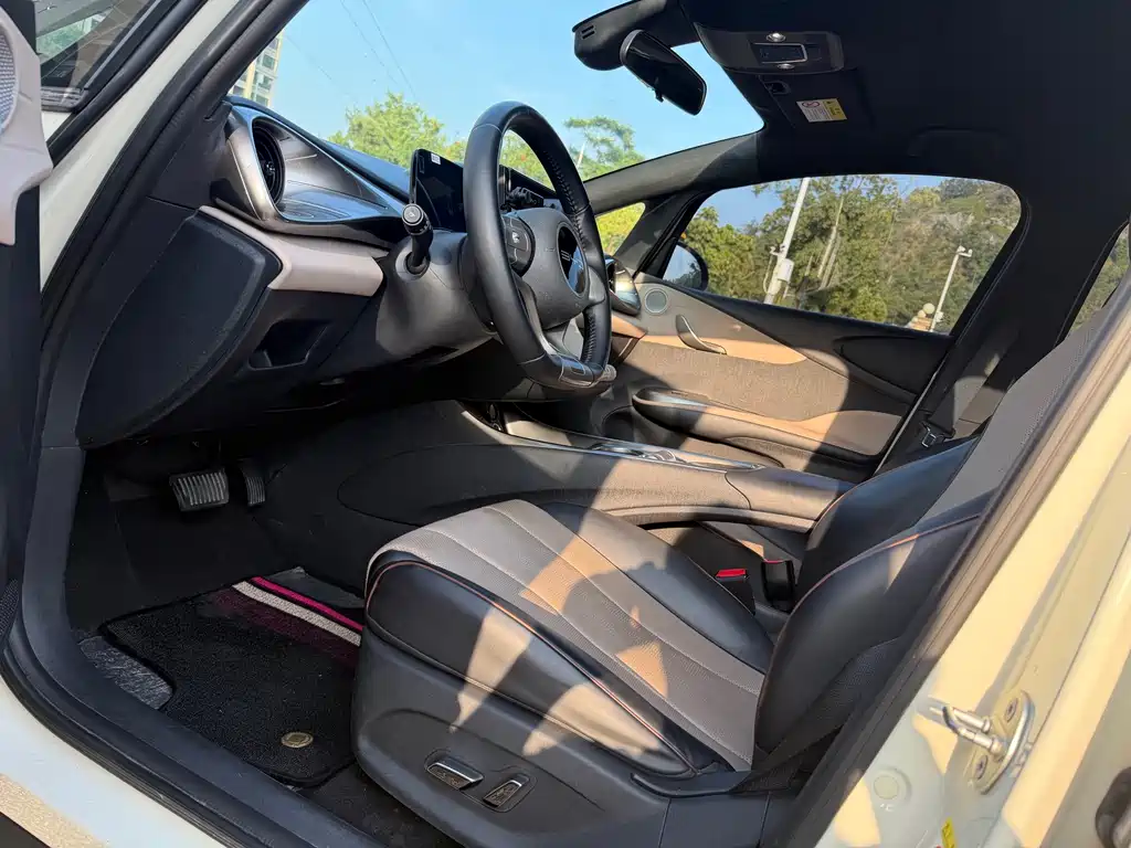 BYD Dolphin — миниатюра 4