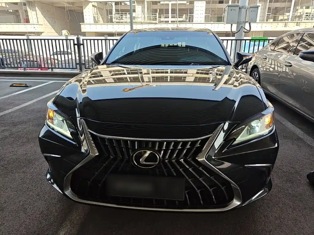Lexus ES — миниатюра 3