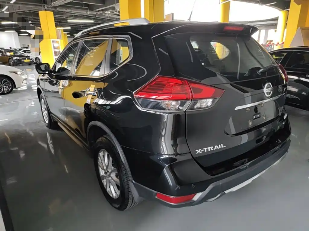 Nissan X-Trail — миниатюра 5