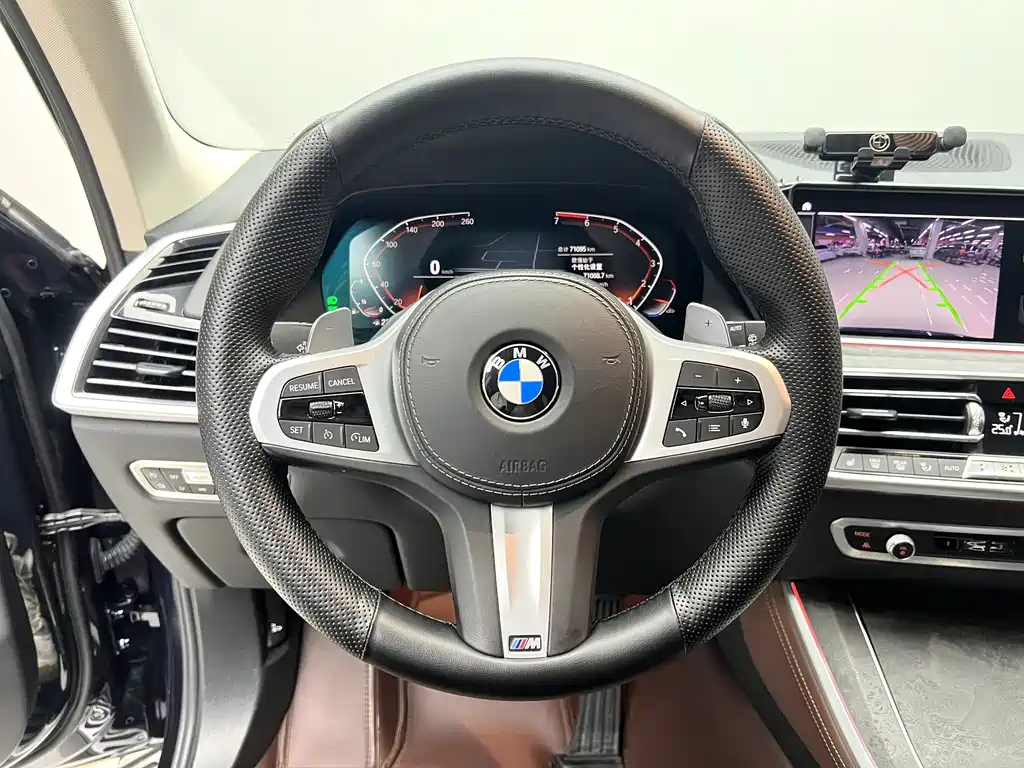BMW X5 (Import) — миниатюра 13
