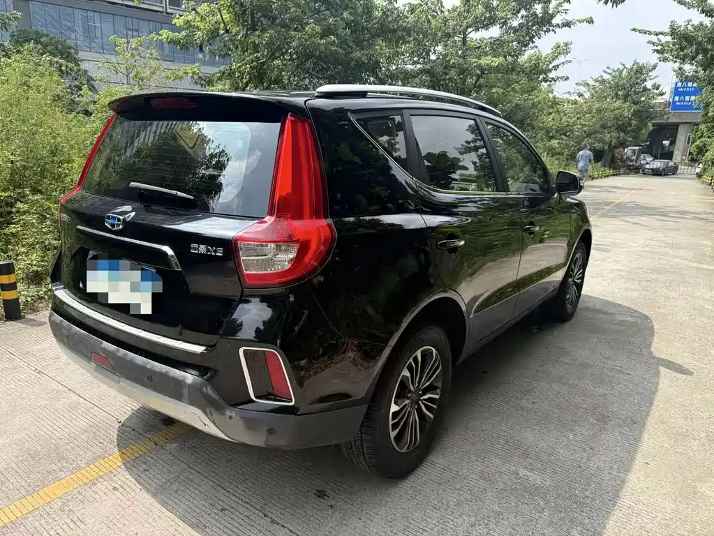Geely Vision X6 — миниатюра 11