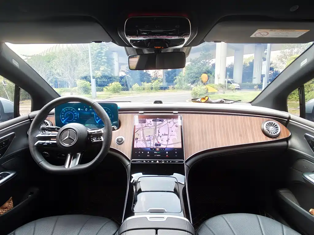 Mercedes-Benz EQE — миниатюра 21