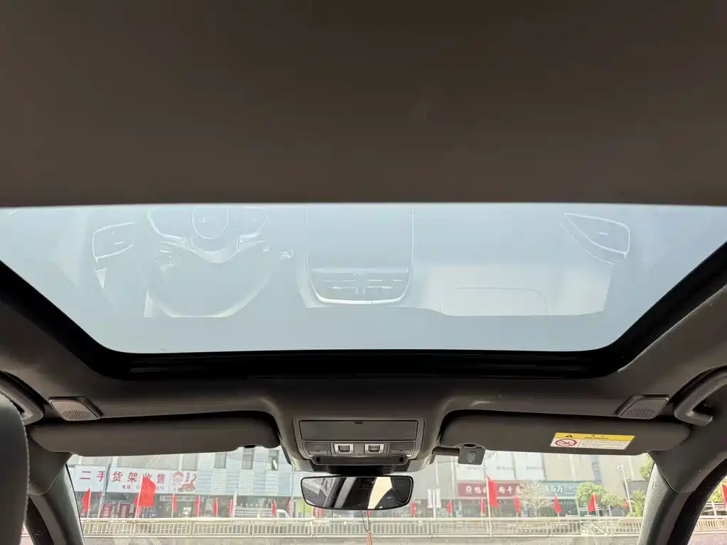 Jaguar XEL — миниатюра 25