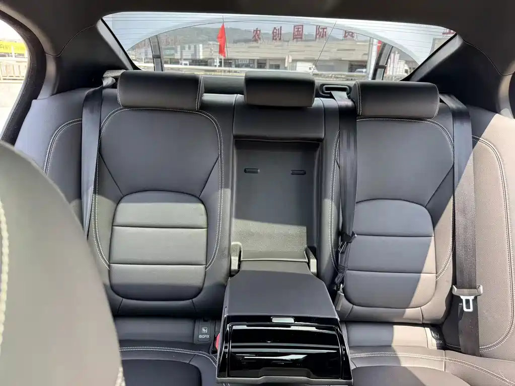 Jaguar XEL — миниатюра 26