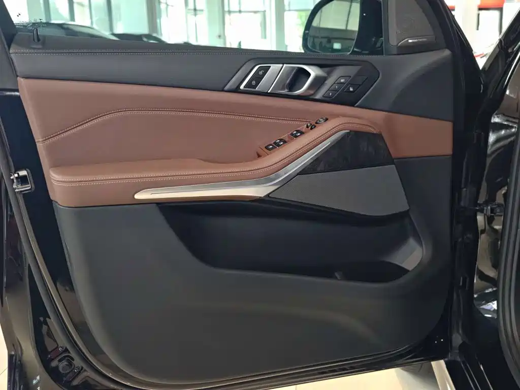 BMW X5 (Import) — миниатюра 14
