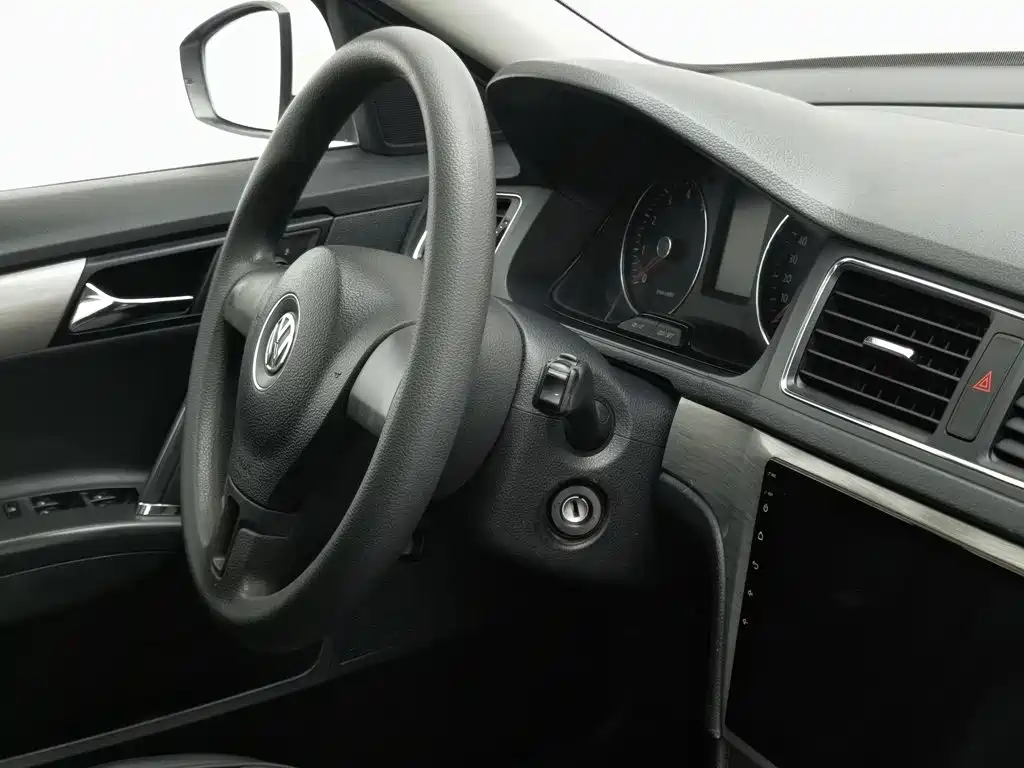 Volkswagen Lavida — миниатюра 22