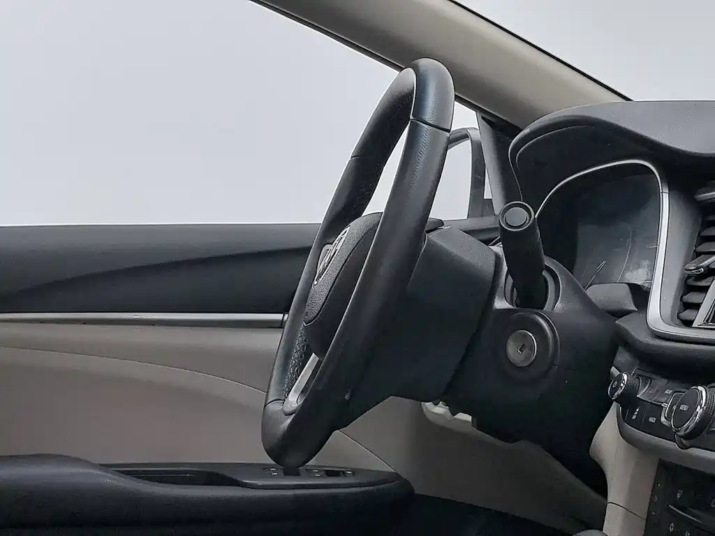 Buick Excelle — миниатюра 22
