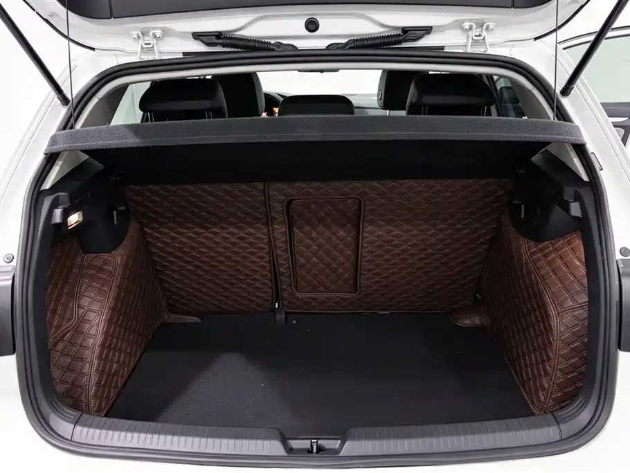 Volkswagen Golf — миниатюра 20