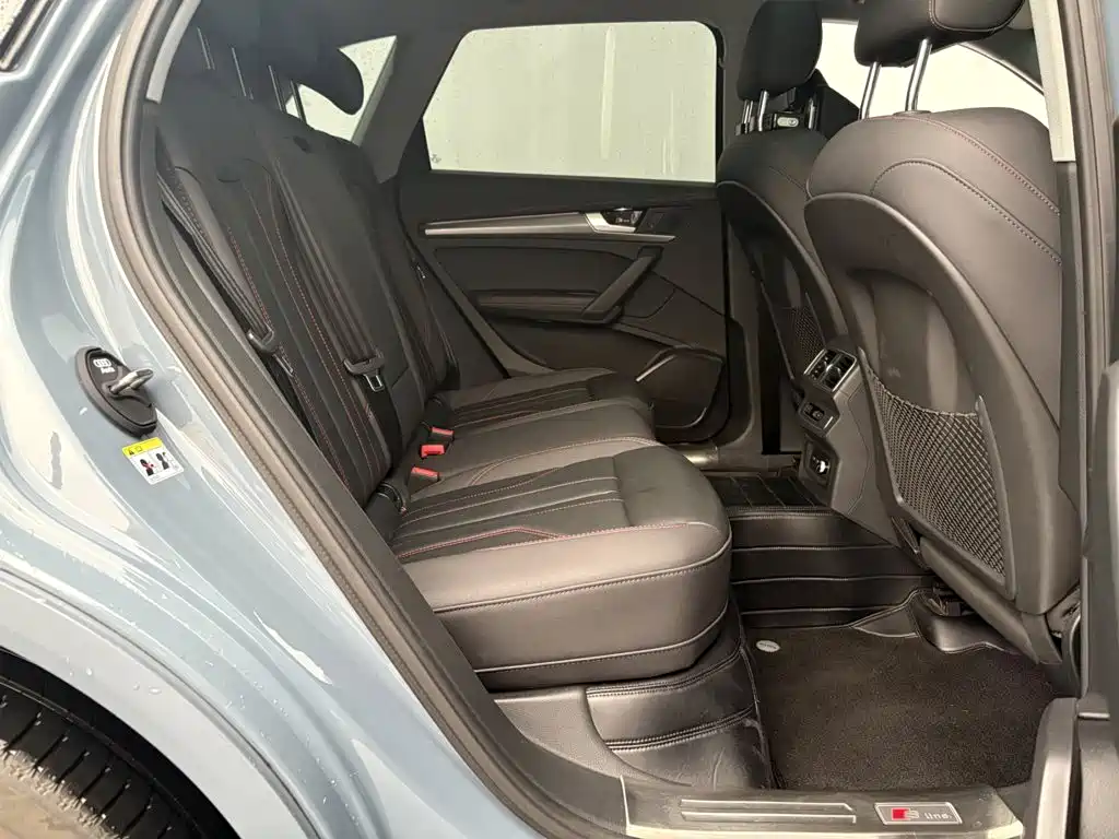Audi Q5L — миниатюра 15