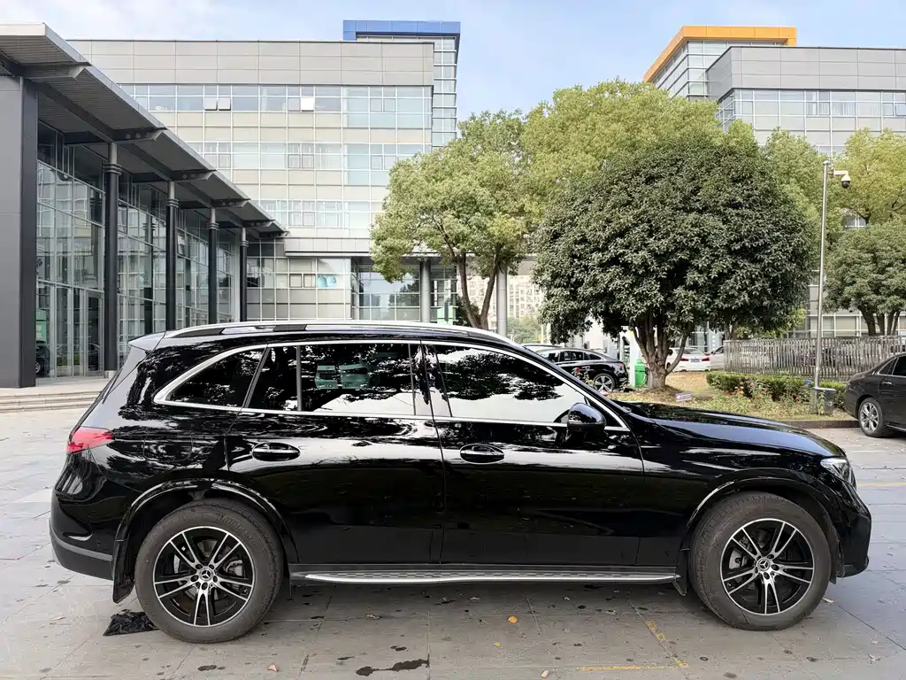 Mercedes-Benz GLC — миниатюра 3