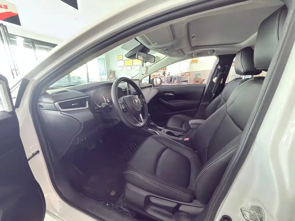 Toyota Corolla — миниатюра 4