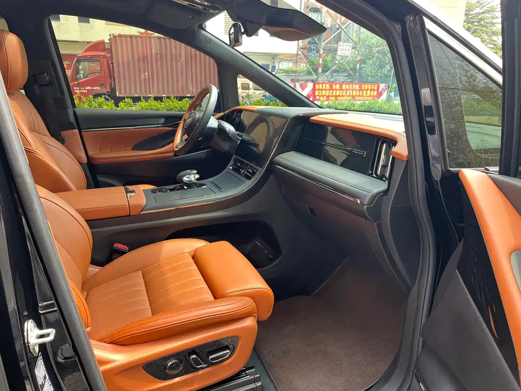 GAC Motor Trumpchi E9 — миниатюра 17