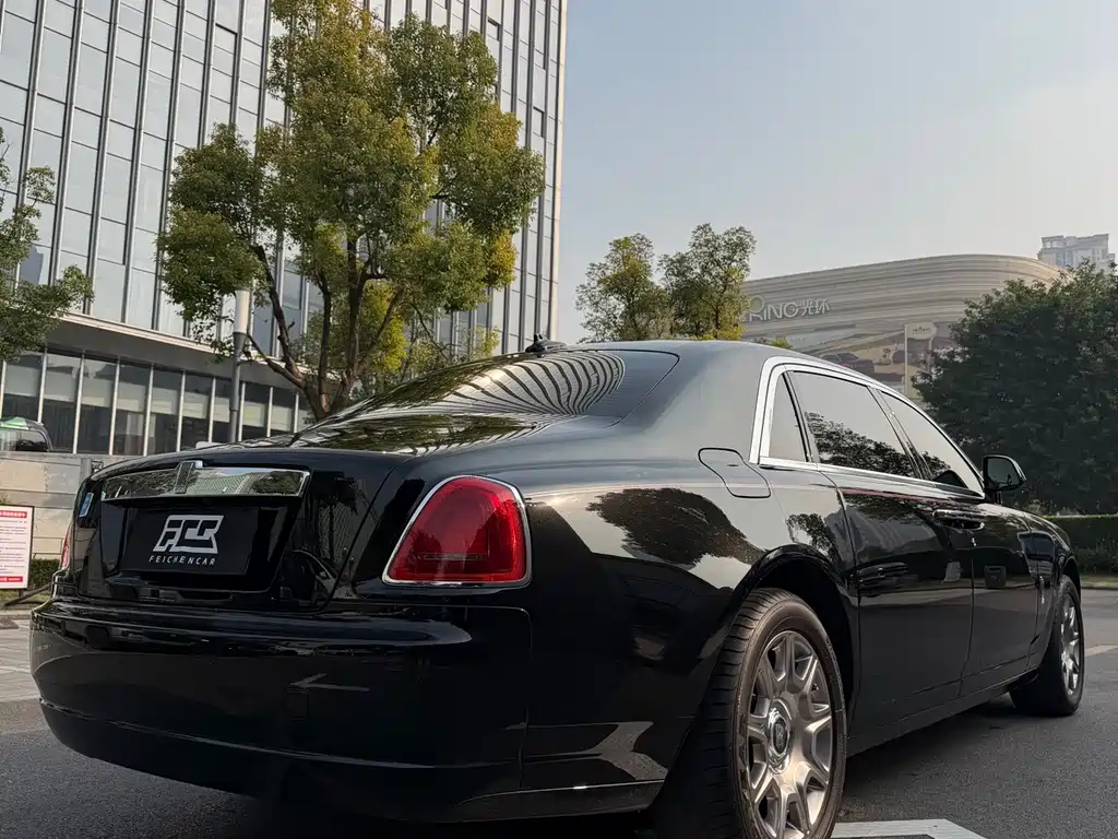 Rolls-Royce Ghost — миниатюра 14