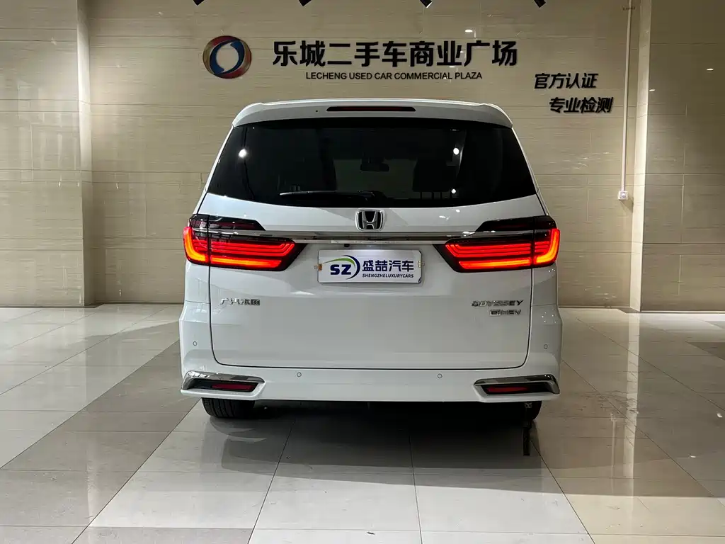Honda Odyssey 2022 — фото 21